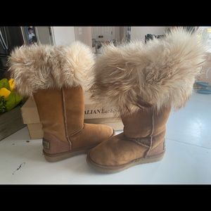 Australia Love fox fur trimmed shearling boot